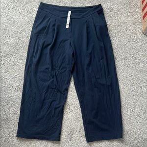 Lululemon Can You Feel The Pleat Crop- like new condition